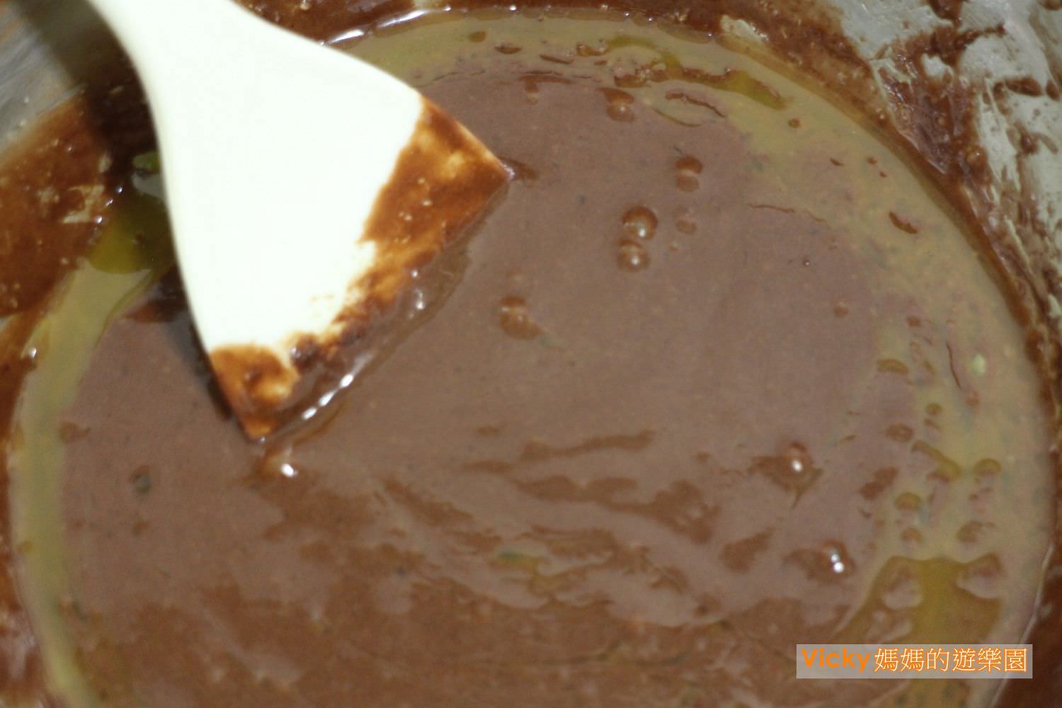 親子烘培︱瑪德蓮蛋糕：野餐最佳伴侶，巧克力口味孩子最愛