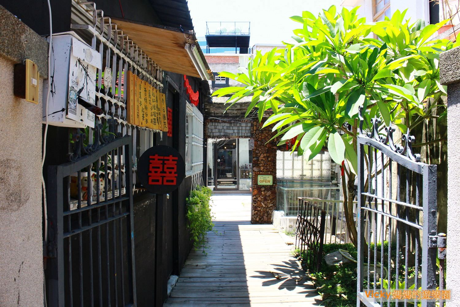 台南正興街美食︱正興咖啡館、未艾公寓，就愛宅在老屋裡