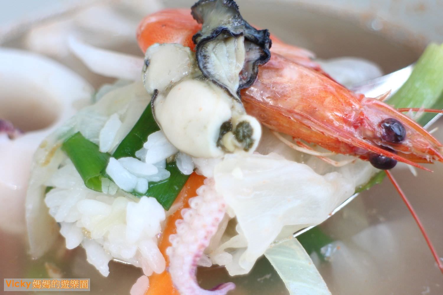 台南美食︱漁光島荳荳園：澎湃到絕對想不到，一碗飯湯有三隻蝦子、兩顆大蛤蠣、一隻透抽，用完餐還可做蚱蜢