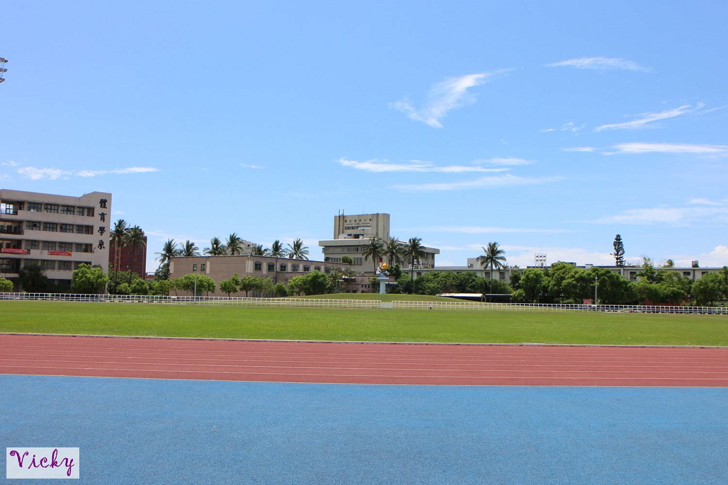 台東親子景點︱台東體育場：不是來這邊跑步，是來訓練小孩體力，玩多變化的遊樂設施啦！