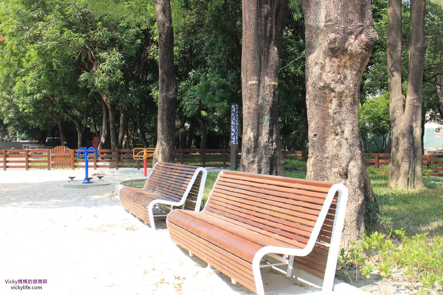 台南最新特色公園︱台南體育公園、運動公園：玩沙好去處，還有登高望遠山丘溜滑梯
