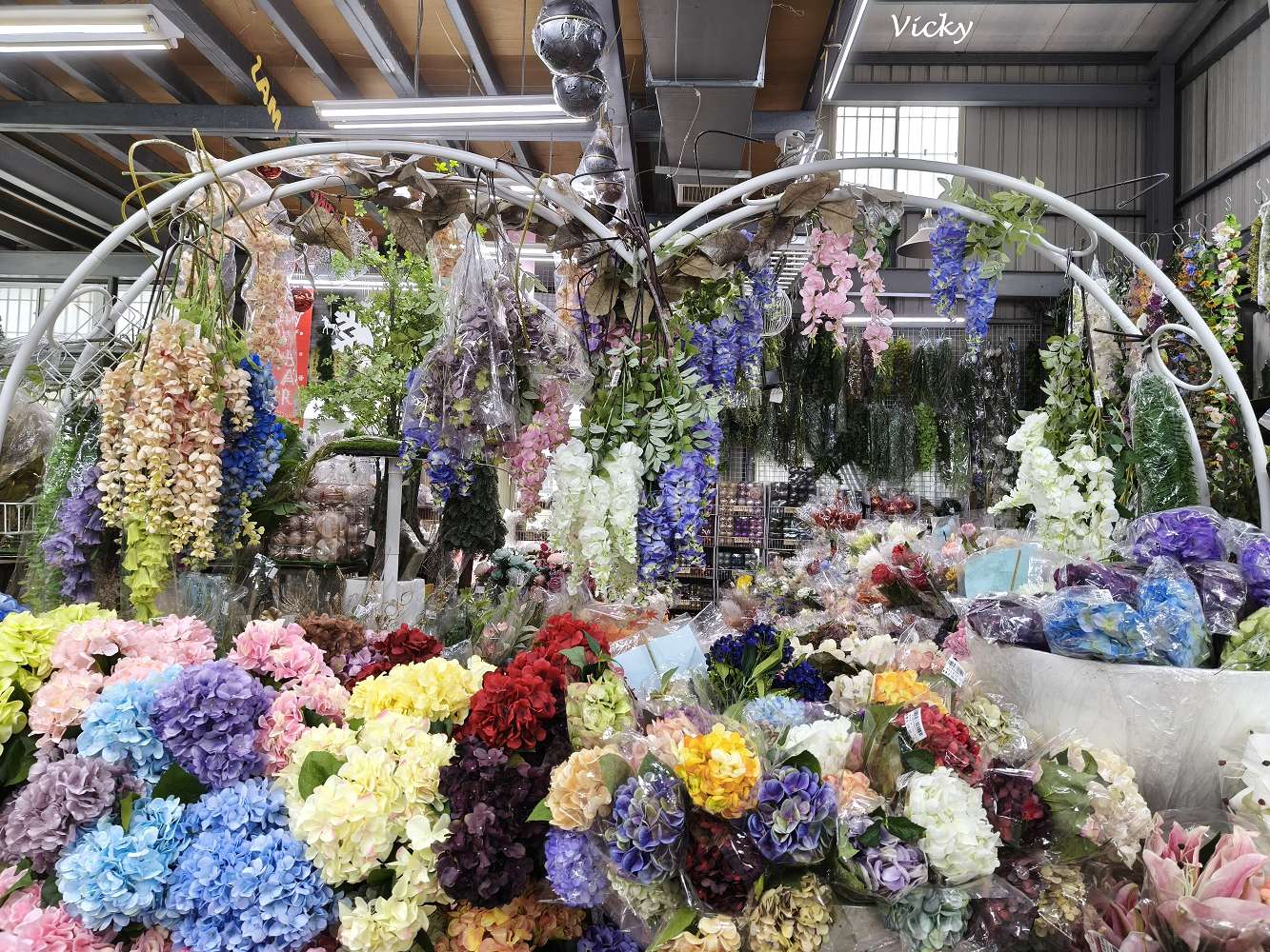 台南聖誕佈置推薦︱廣誠行：尋寶趣！DIY材料、花藝飾品批發價大公開 (2025更新)