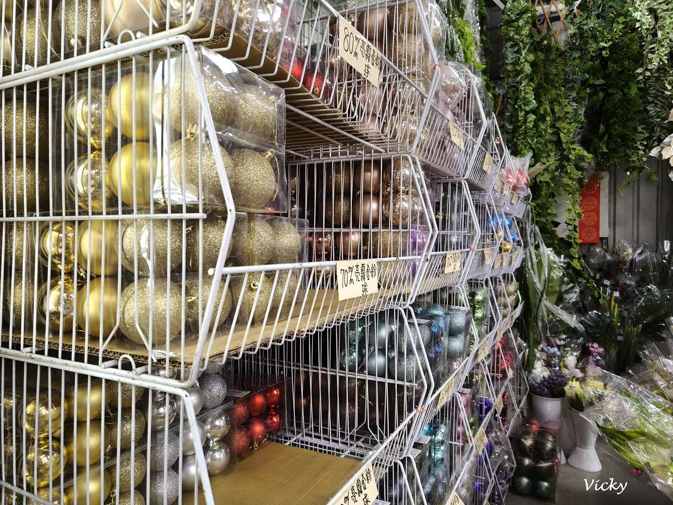 台南聖誕佈置推薦︱廣誠行:尋寶趣!DIY材料、花藝飾品批發價大公開 (2025更新) 台南聖誕佈置推薦︱廣誠行:尋寶趣!DIY材料、花藝飾品批發價大公開 (2025更新)