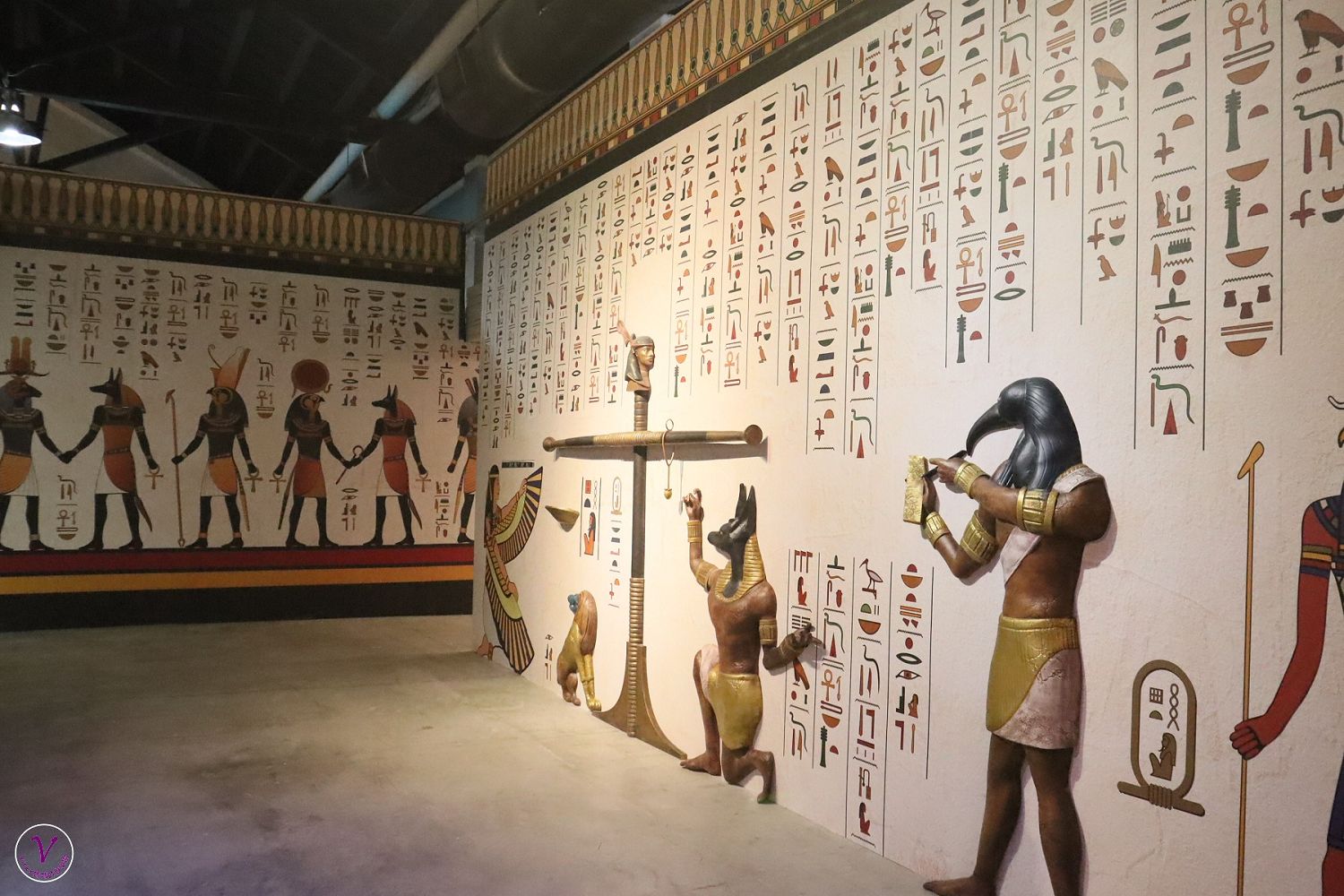 高雄活動︱駁二藝術特區︱勇闖金字塔體驗展：一起來進入古埃及電影場景，共9大主題，還有6道關卡等大家來破解，一旁還有霍曼夫的療癒動物園特展，一次看兩展