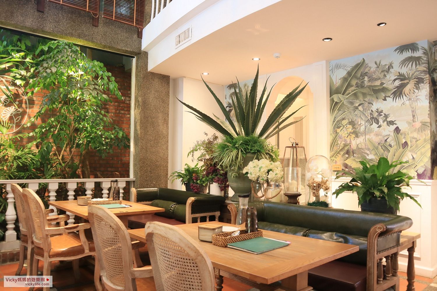 台南美食︱雛菊餐桌台南店CHUJU：美炸的森林療癒系餐廳，餐點都爆可愛的啦！網美和親子必訪