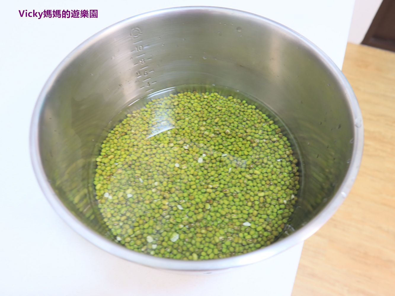 簡易料理︱沁涼綠豆湯：只要兩步驟，就可喝到冰冰涼涼綠豆湯，夏天就要喝這個來消暑