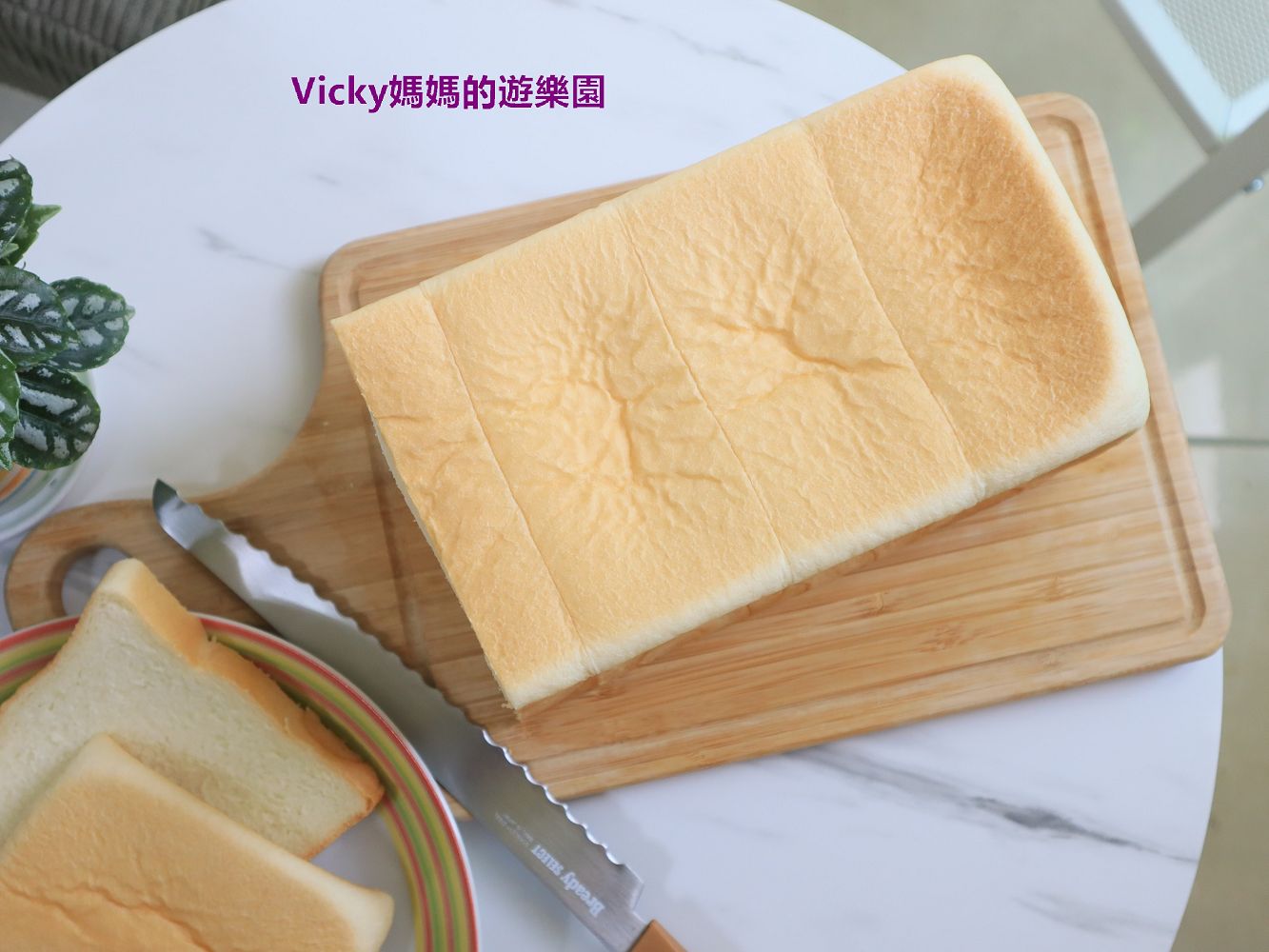 台南美食︱一覺吐司Ichisatori Bakery：全台第二間，綿密細緻牛奶香，吃過就回不去了