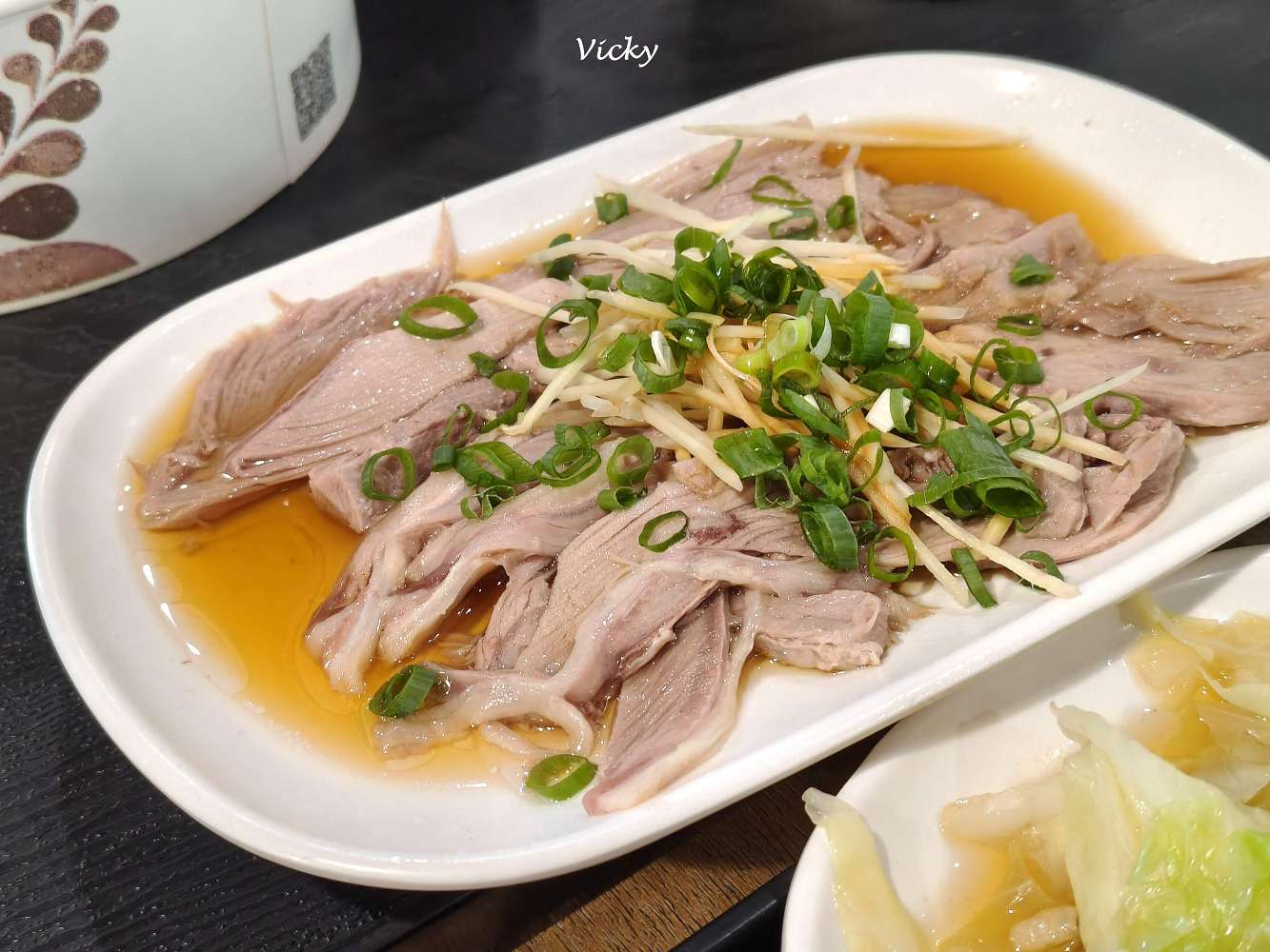 台南美食︱中西區 肉伯火雞肉飯:從小吃攤到冷氣店面的美味火雞肉飯,舒適明亮空間大,用餐好舒服 台南美食︱中西區 肉伯火雞肉飯:從小吃攤到冷氣店面的美味火雞肉飯,舒適明亮空間大,用餐好舒服