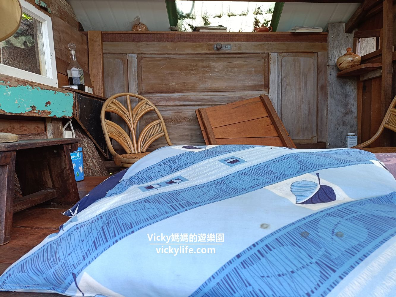 屏東滿州 開門見山樹屋咖啡：隱身山野間的秘境，登上手工打造的3層樓樹屋，躺著看山好舒服