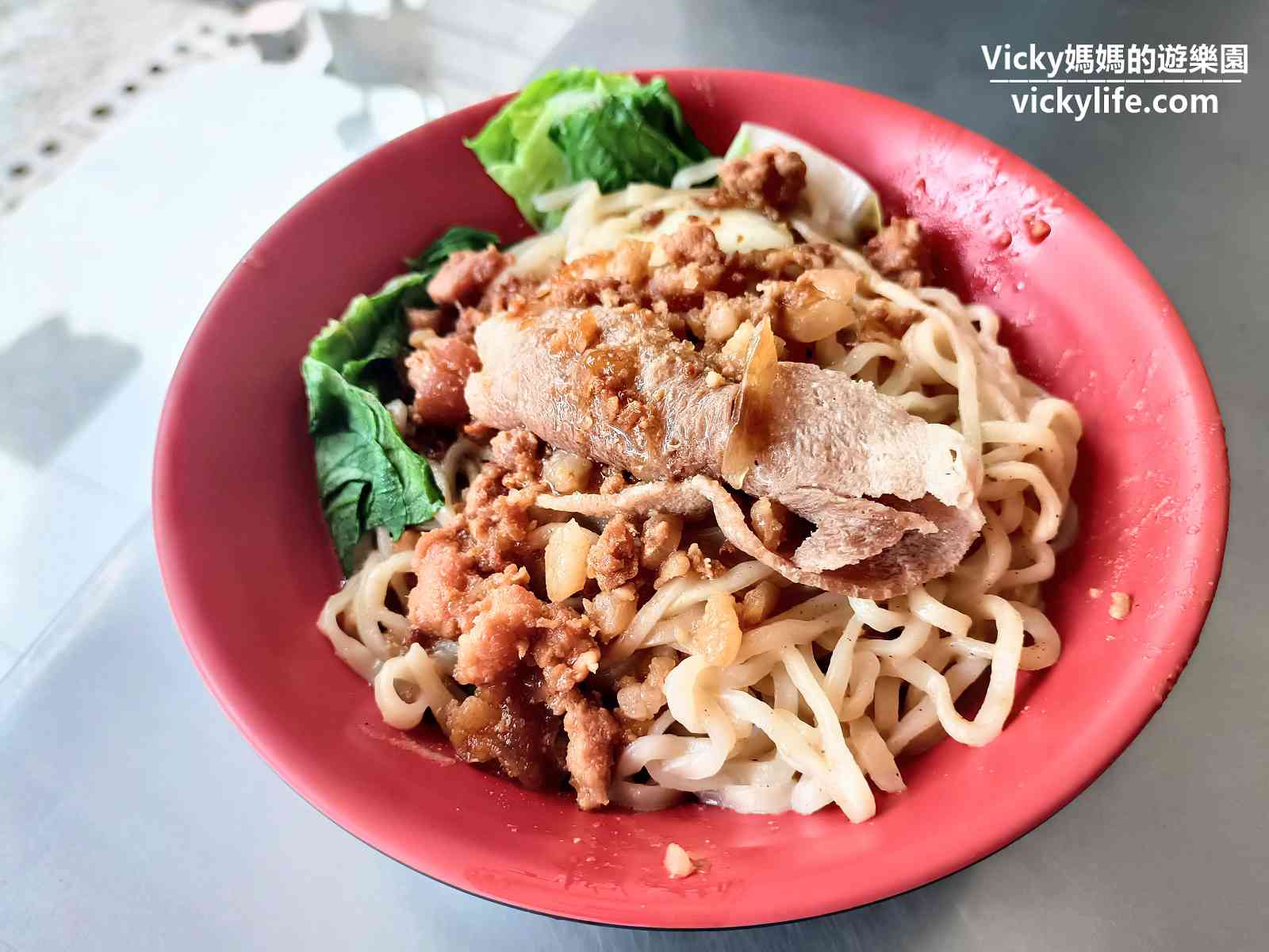 台南南區隱藏版美食|喜樹小麵攤：麻醬麵味道甚好，小菜也好好吃