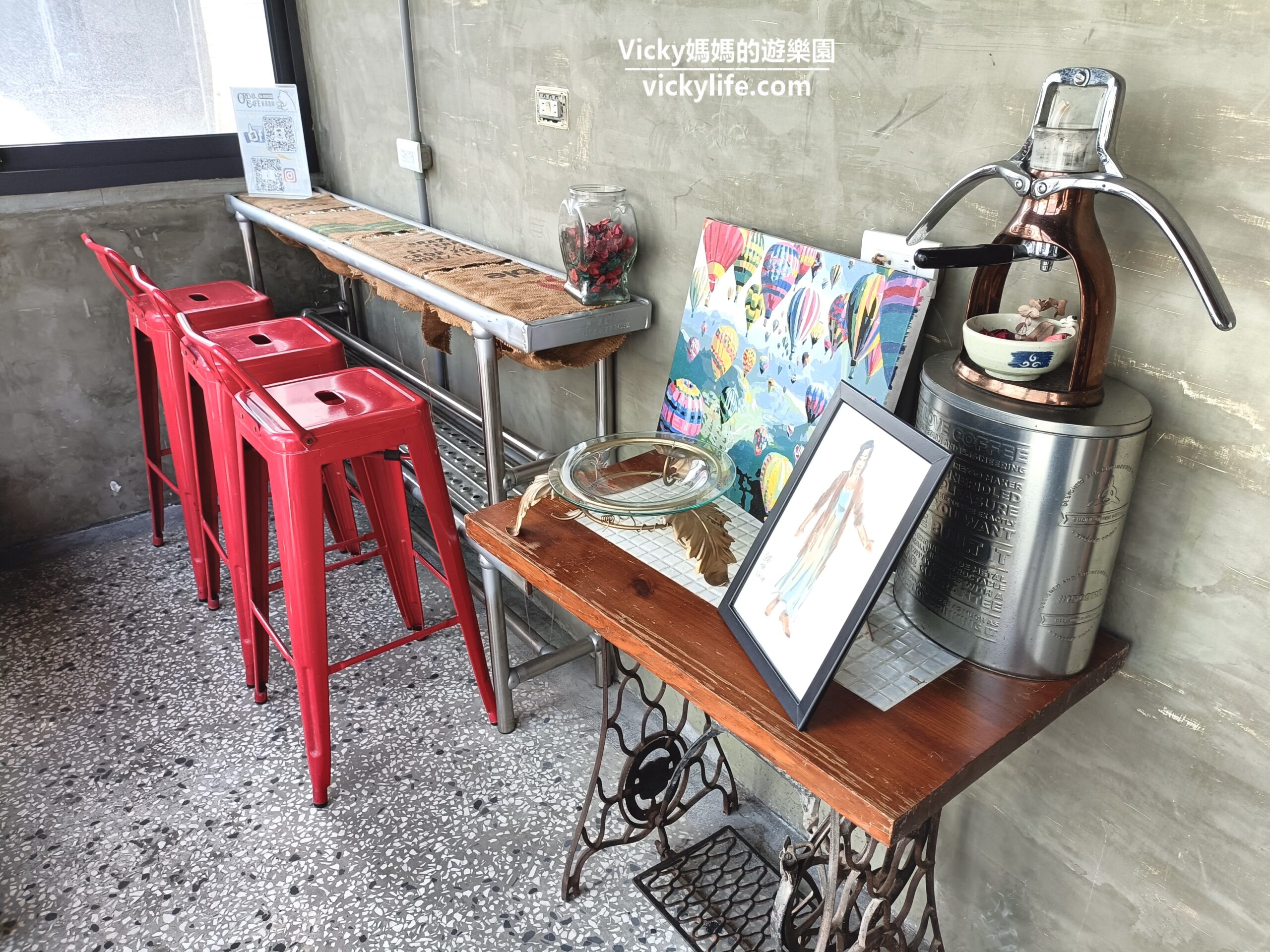 台南咖啡廳︱人氣鳥巢布丁出現在廢墟工業風的葵瑪咖啡裡！蒜片烤牛排、手作餅乾都好吃