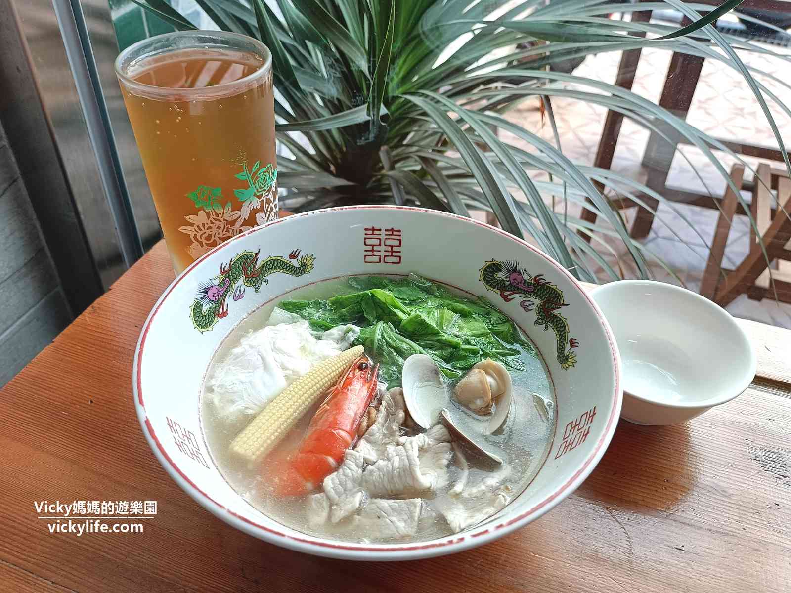 台南中西區小吃推薦︱誠實鍋燒：隱身於西門路巷內的人氣鍋燒意麵！不論假日非假日人氣都滿滿！台南IG美食(菜單)