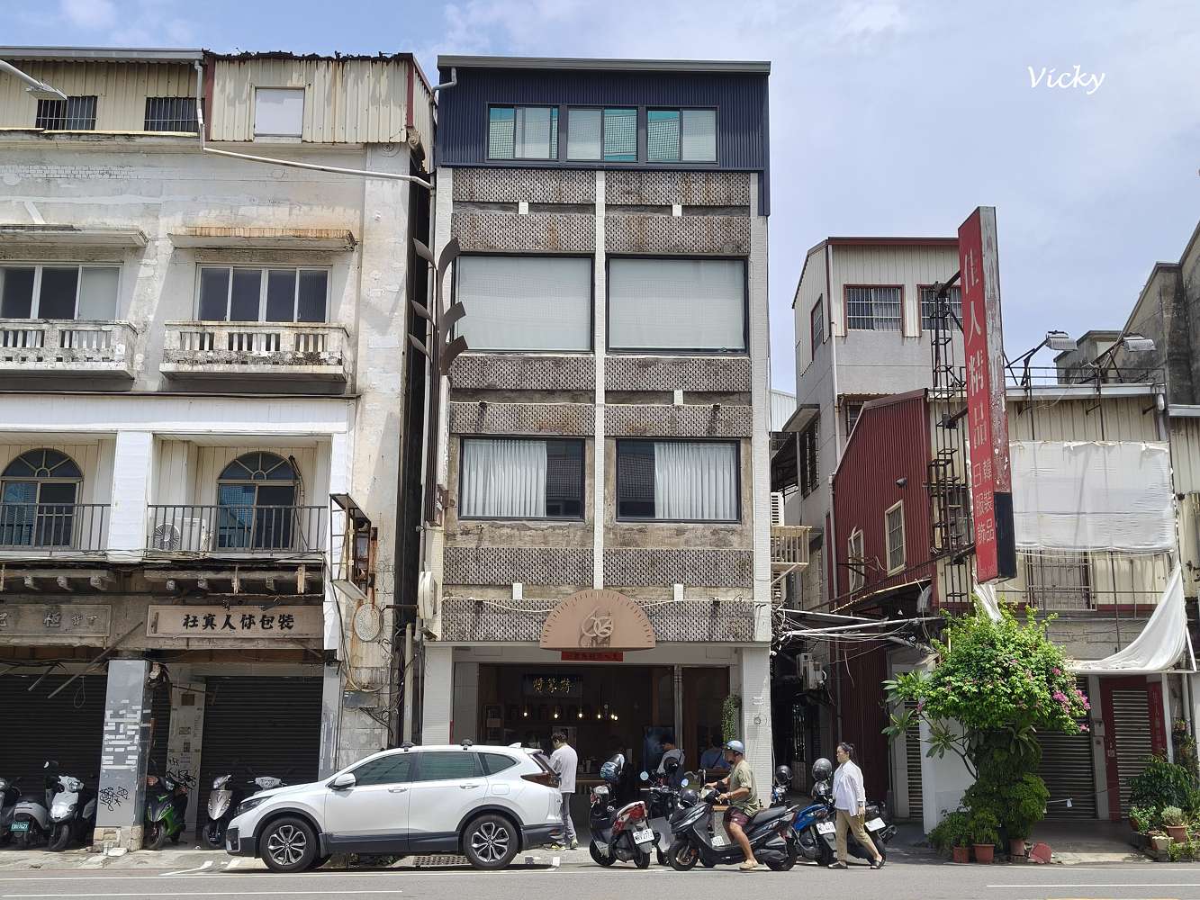 台南飲料︱60+ Tea Shop 城中店：茶葉好茶就好，用自家冠軍茶甲子園茶行所泡製的茶飲回甘潤喉真好喝(飲料單)