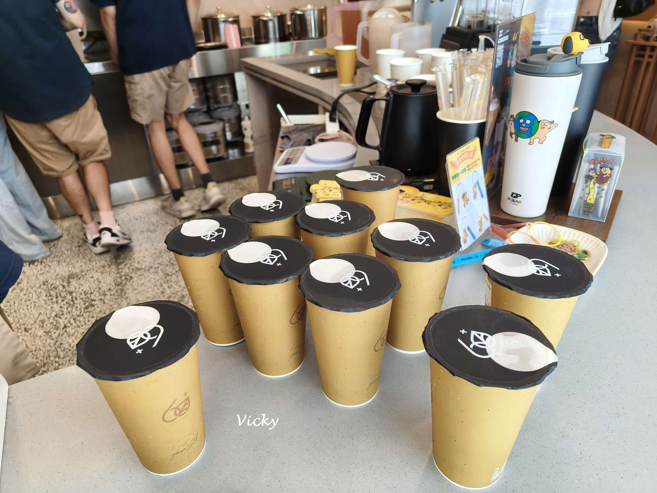 台南飲料︱60+ Tea Shop 城中店：茶葉好茶就好，用自家冠軍茶甲子園茶行所泡製的茶飲回甘潤喉真好喝(飲料單)