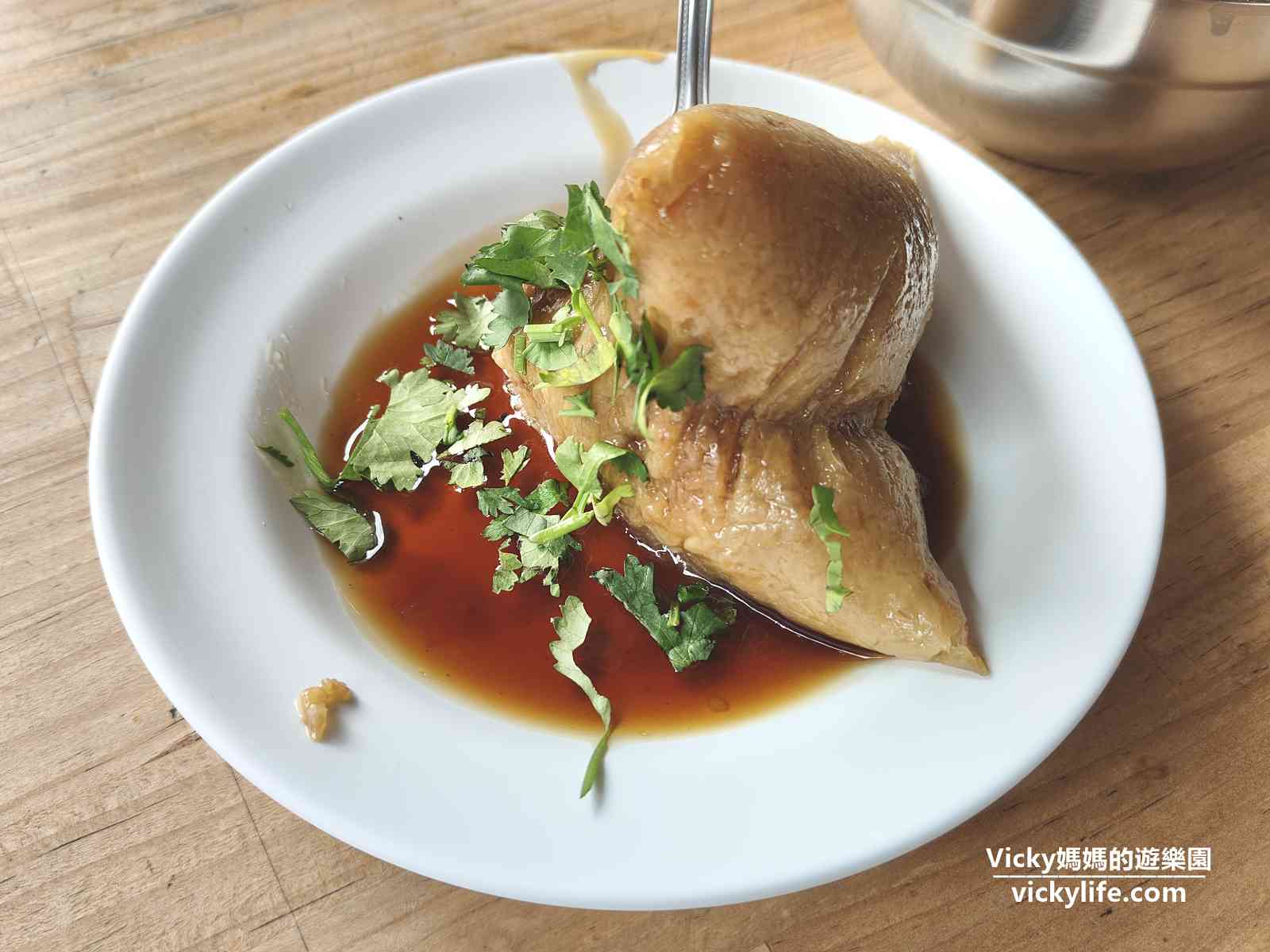 台南肉粽︱品香肉粽：東區屹立不搖的肉粽老店，附菜單 @Vicky 媽媽的遊樂園