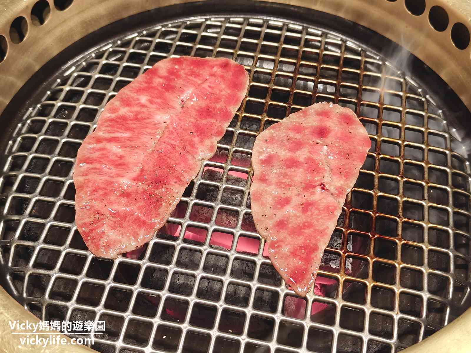 京都燒肉︱燒肉的名門 天壇 祇園本店：優雅空間享用絕品和牛，優雅的在鴨川旁享受美味燒肉 @Vicky 媽媽的遊樂園