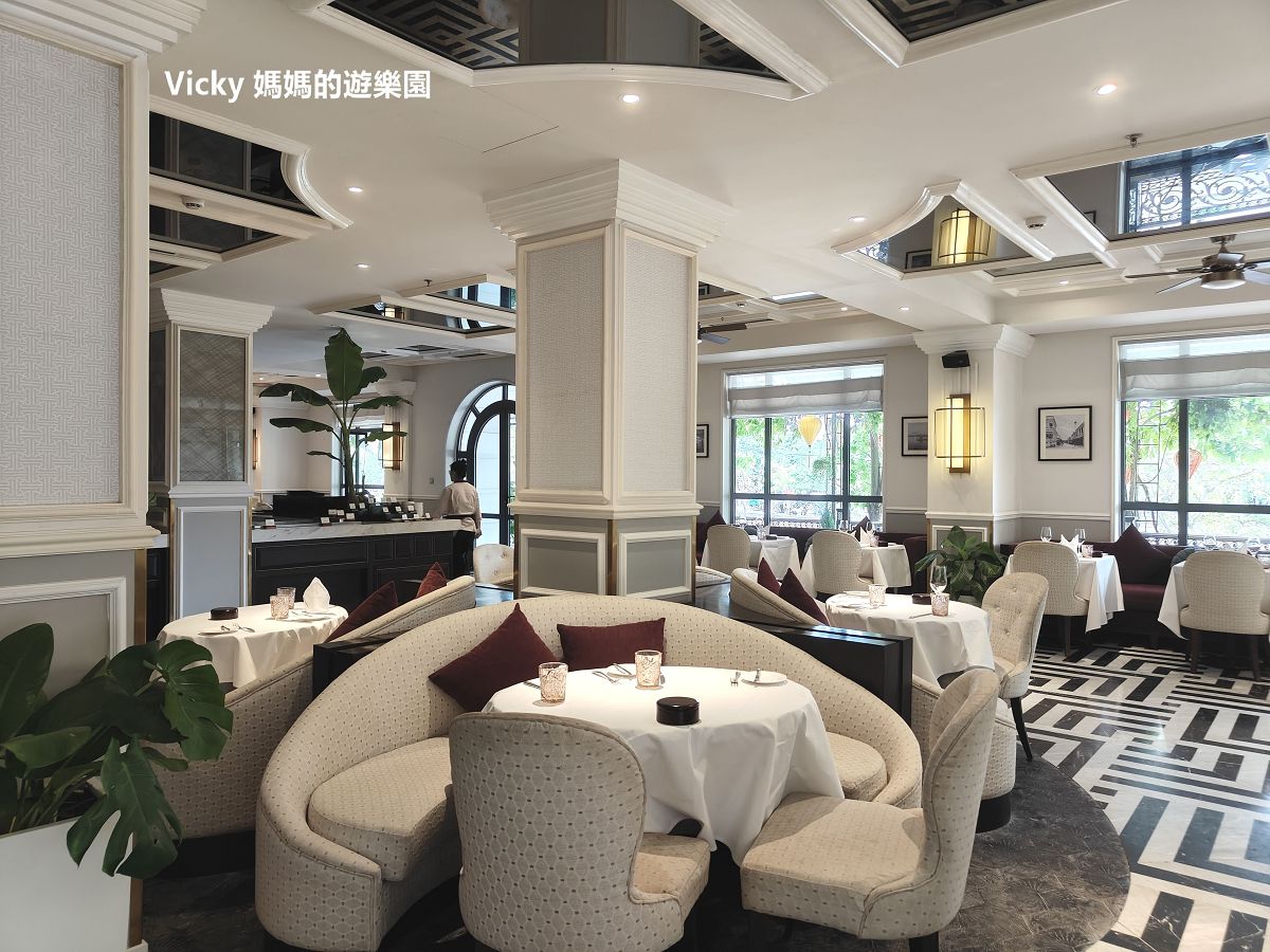 越南會安美食︱會安皇家飯店 Hoi An Royal Hotel：3層蛋糕塔和竹籃水果，越、西式下午茶美味豐富