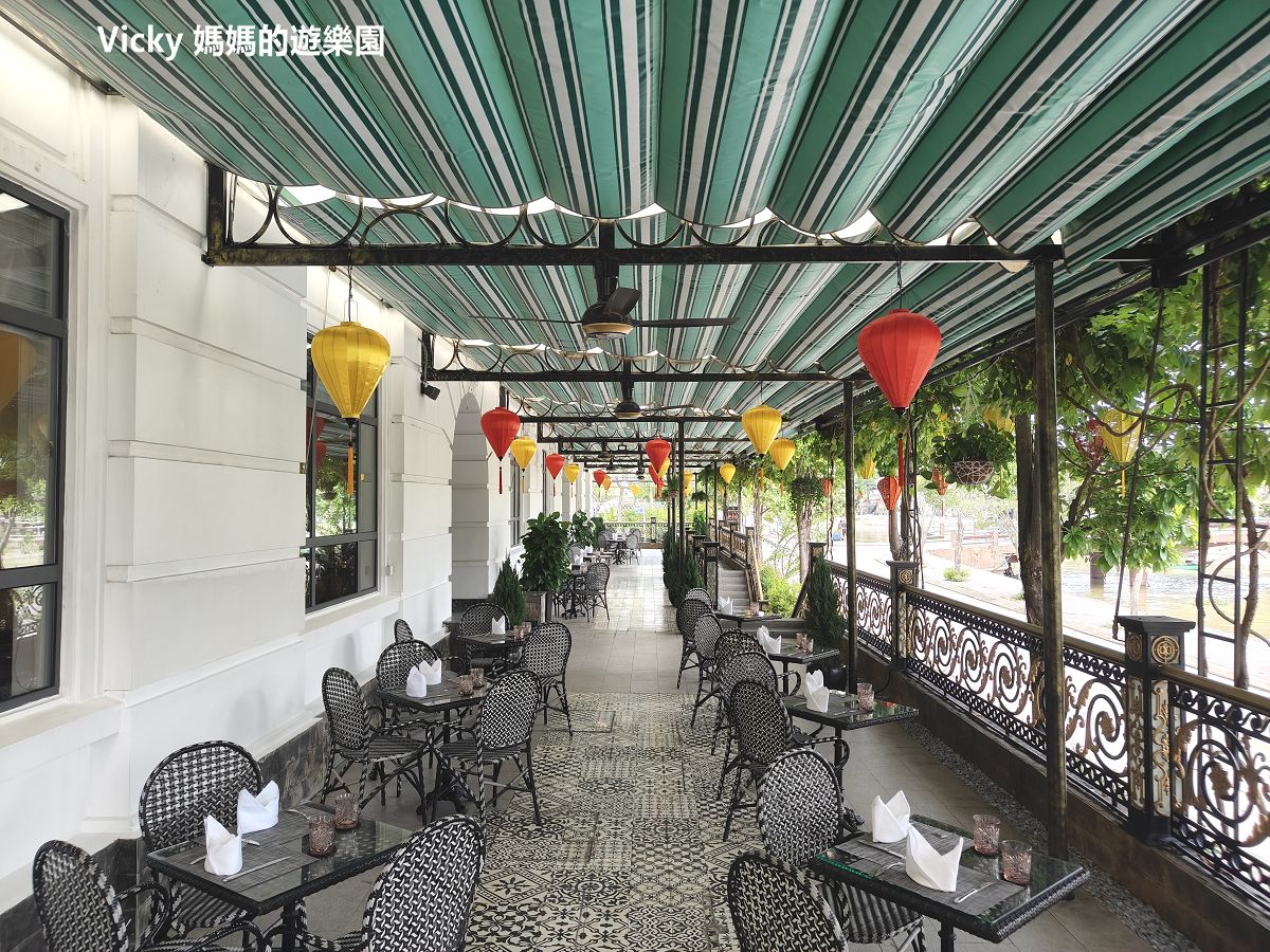 越南會安美食︱會安皇家飯店 Hoi An Royal Hotel：3層蛋糕塔和竹籃水果，越、西式下午茶美味豐富