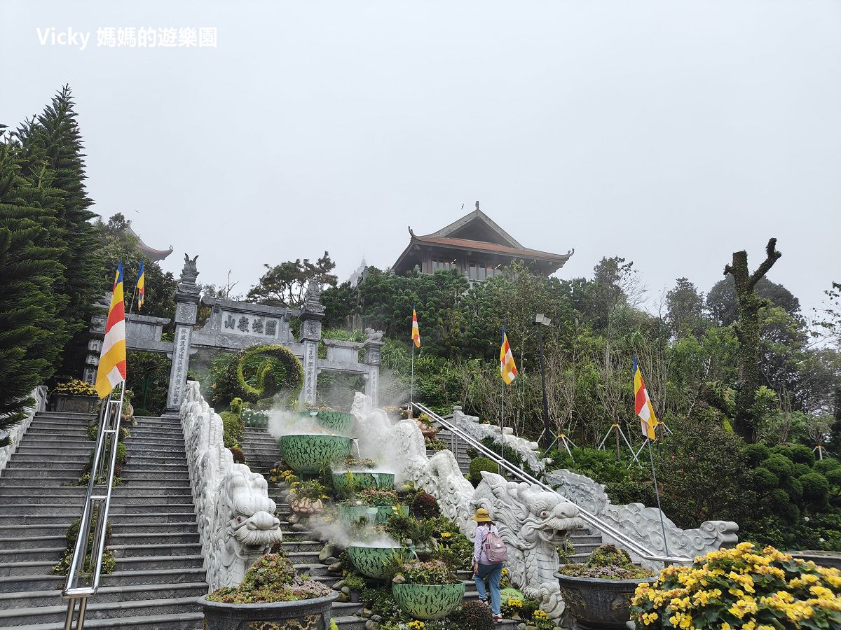 巴拿山法國山城、黃金佛手橋：越南必訪2大景點，來這裡享受歐洲氛圍和避暑吧