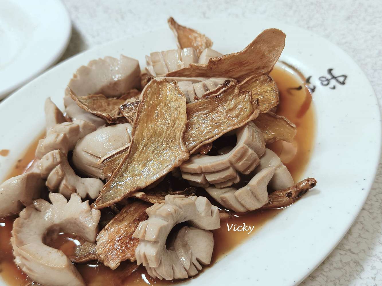 台南小吃︱阿華小炒：美味麻油腰只、鱔魚意麵，宵夜好夥伴，附菜單