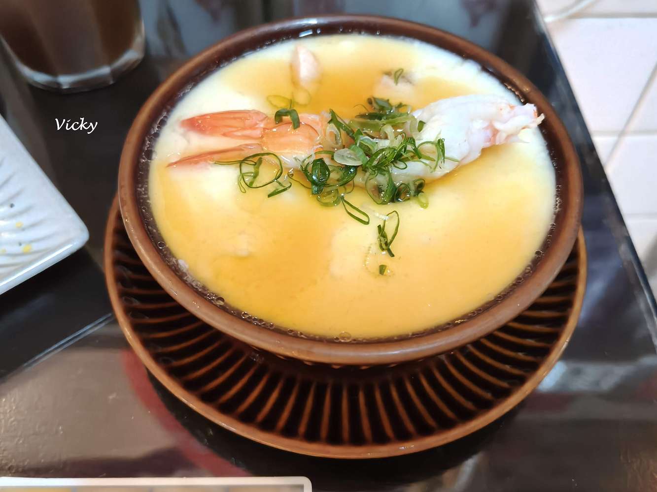 台南中西區美食︱立吞壽司：炙燒鮭魚6貫150元，一周營業3.5天，友愛市場內，台南美術館2館附近，附菜單