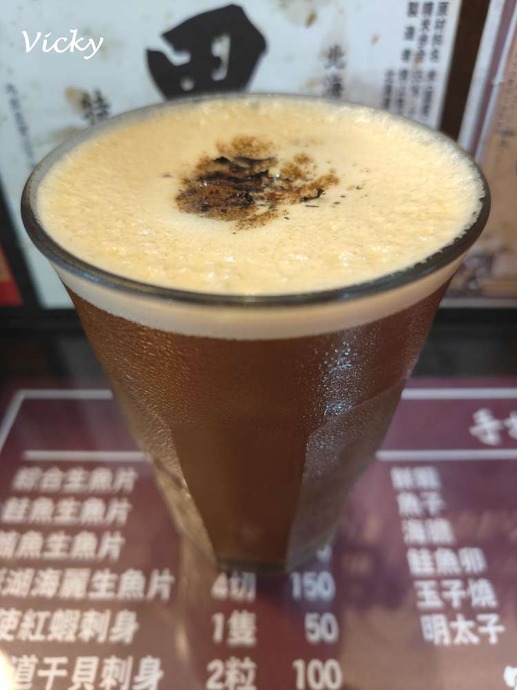 台南中西區友愛市場︱晨酌咖啡 Morning drink：冷熱都好喝，大推茶咖啡，附飲料單