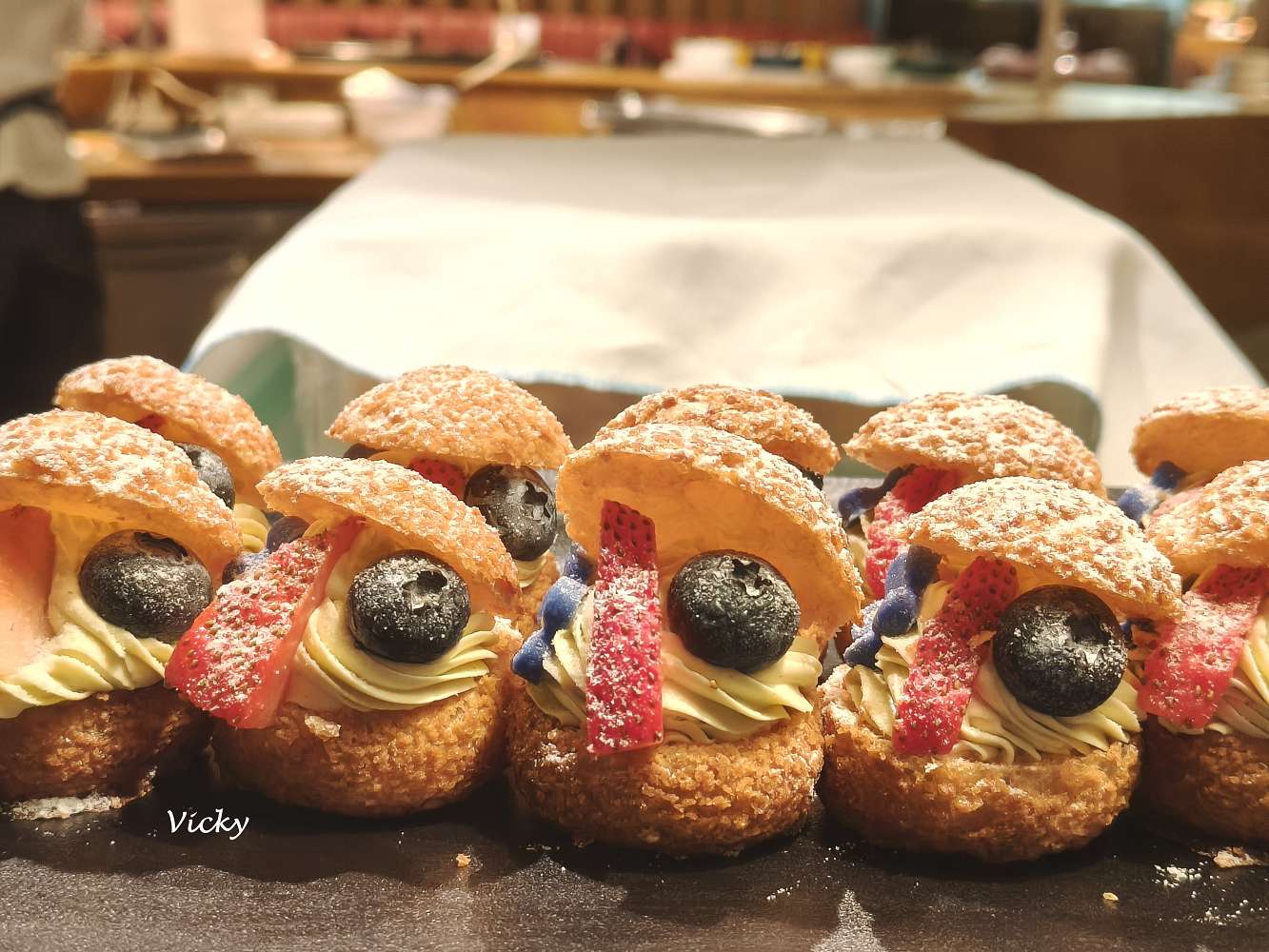 台南吃到飽推薦︱台南遠東香格里拉 遠東Café：100道以上的豐盛料理，任君選擇！印度美食節開鑼啦！