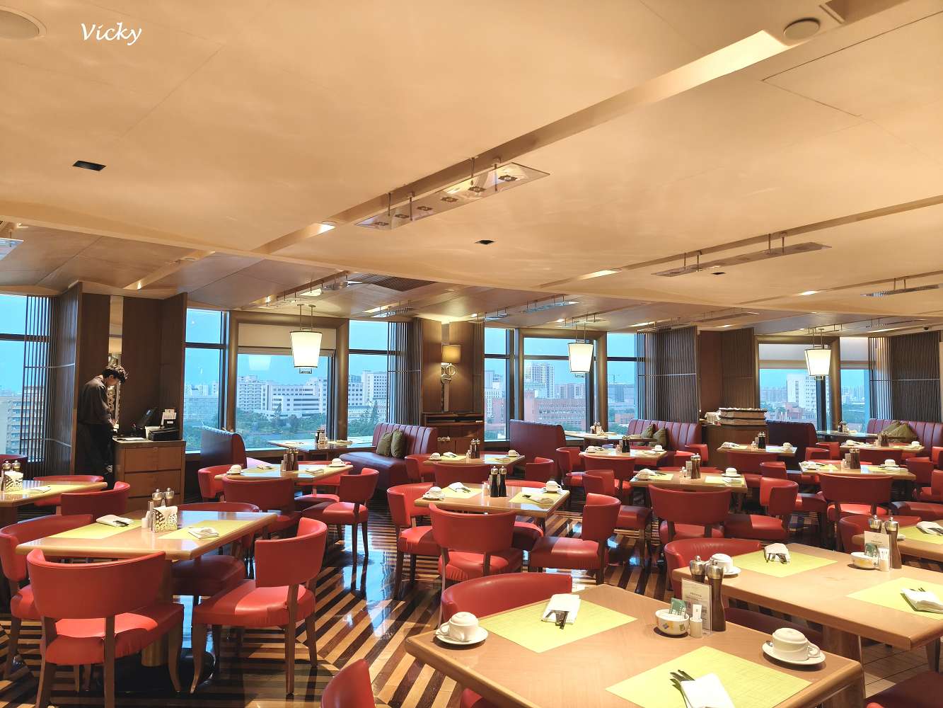 台南吃到飽推薦︱台南遠東香格里拉 遠東Café：100道以上的豐盛料理，任君選擇！印度美食節開鑼啦！