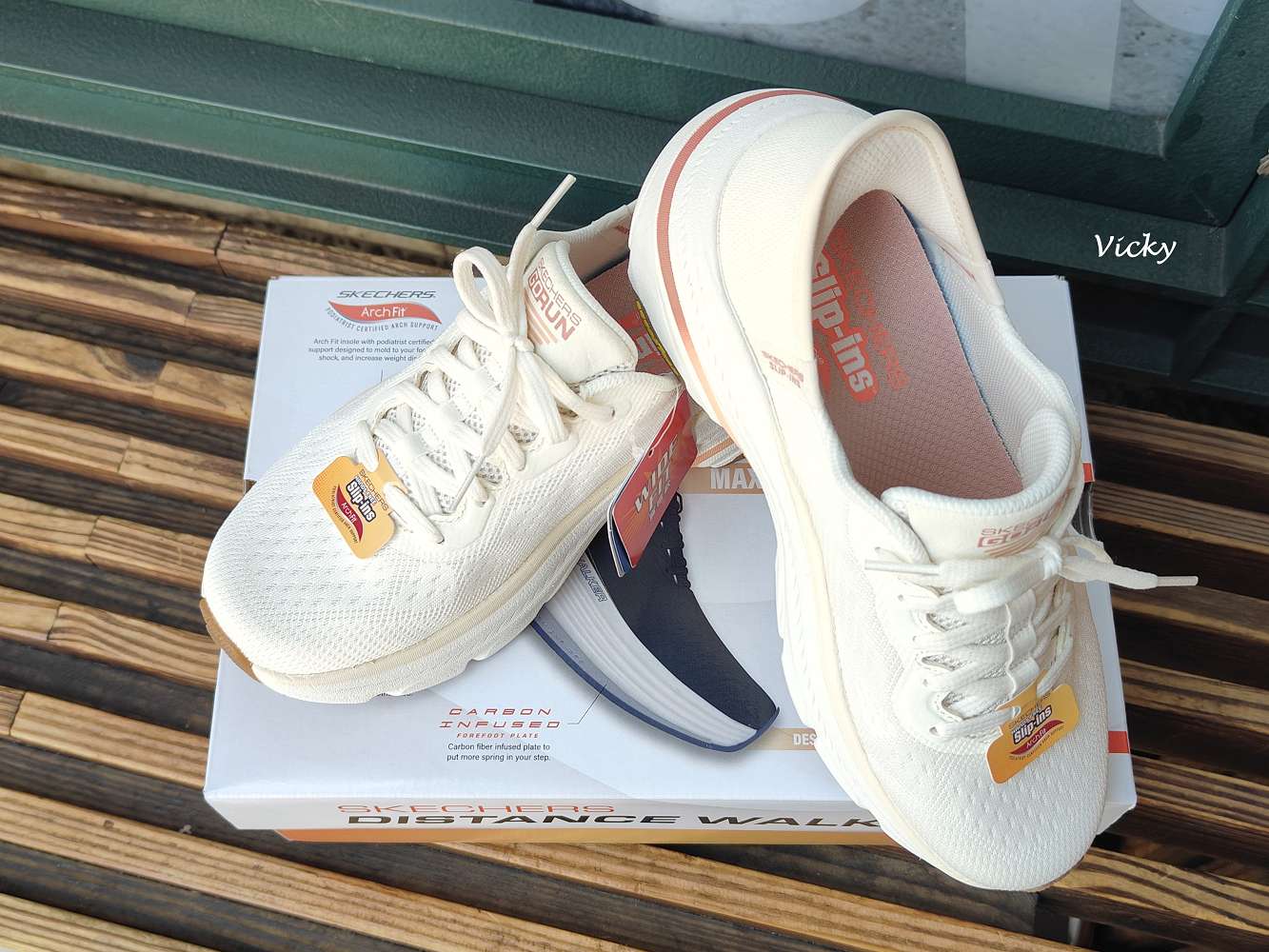 台南買鞋推薦｜洒落森林 極緻鞋館：走進「鞋履森林」，SKECHERS、ecco、MIT手工鞋通通有！全家都能選到命定鞋！