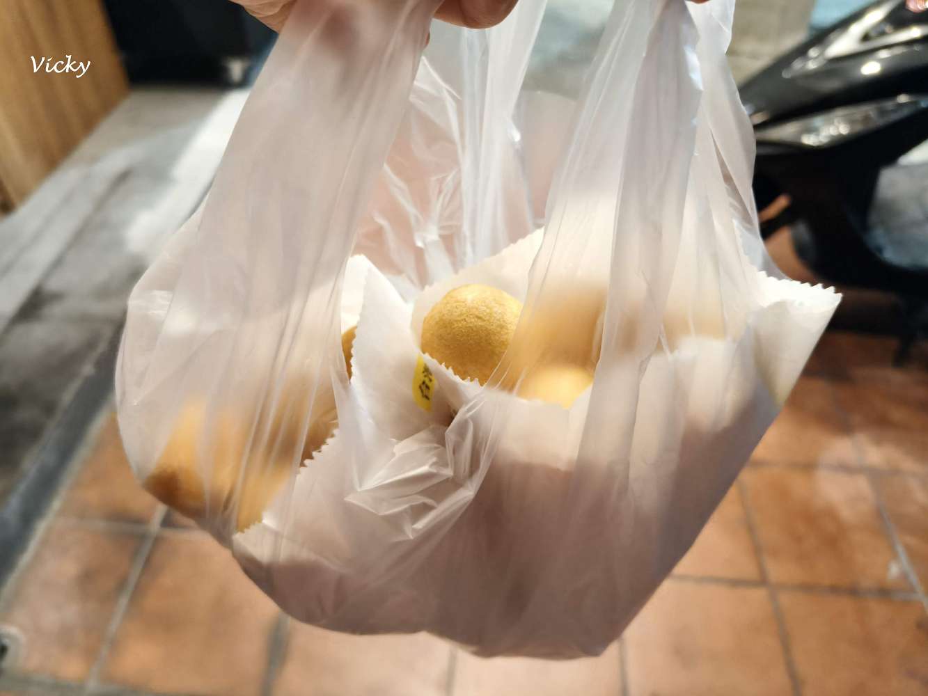 台南點心︱台灣番薯丸 台南北門總店:地瓜球第一品牌,像花枝丸一樣大顆的地瓜球,想加梅粉或巧克力都可以 台南點心︱台灣番薯丸 台南北門總店:地瓜球第一品牌,像花枝丸一樣大顆的地瓜球,想加梅粉或巧克力都可以