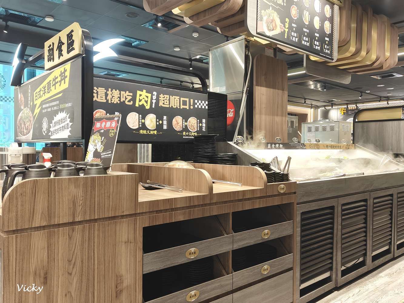 高雄燒肉吃到飽推薦｜肉次方高雄裕誠店：整棟王品旗艦，千元吃到和牛！親切服務＋舒適空間超加分！