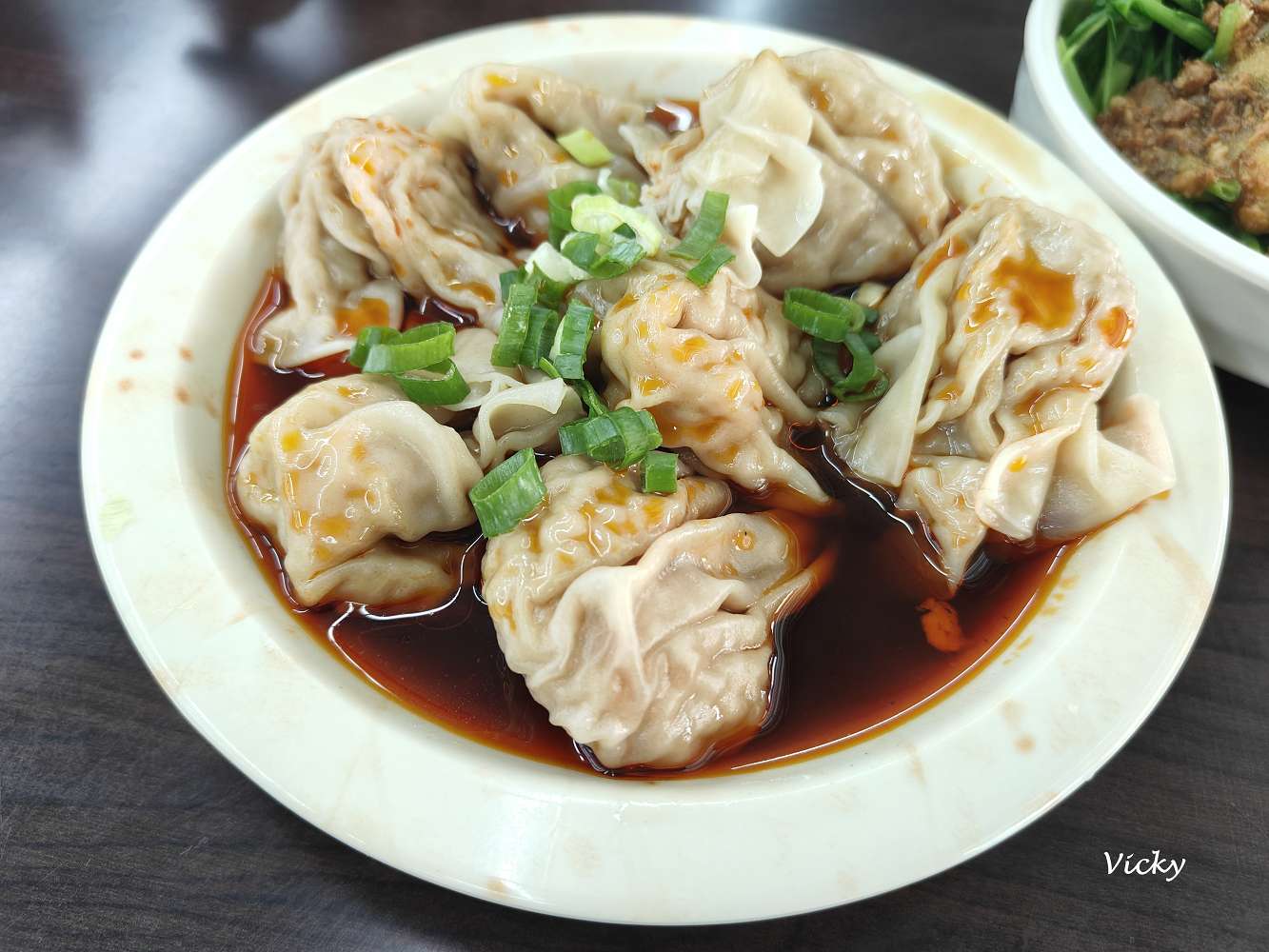 台南東區 上海好味道小籠湯包：東安路人氣點心店，環境佳但味道略有落差？