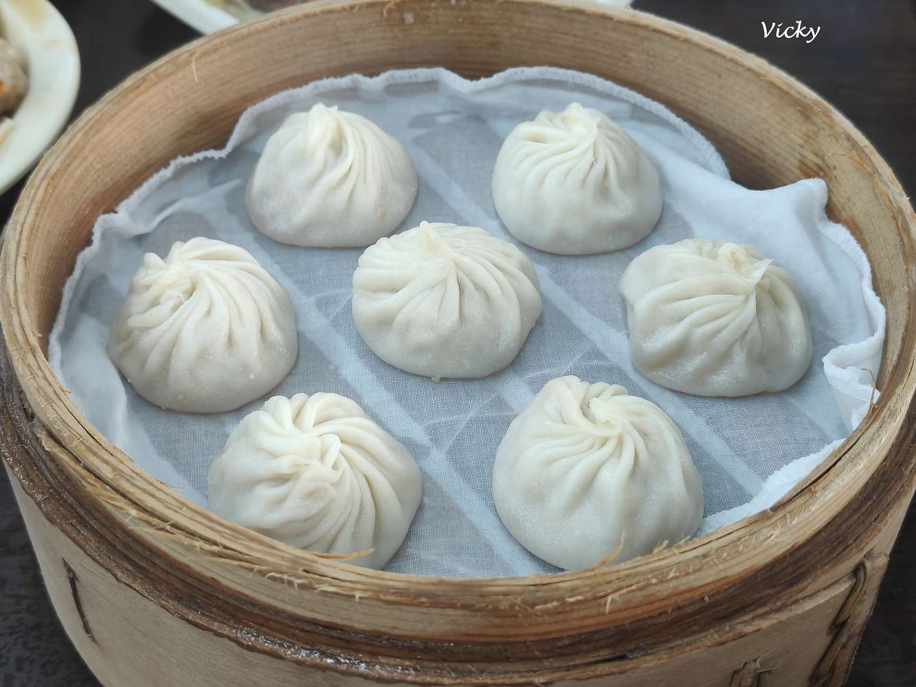台南東區 上海好味道小籠湯包：東安路人氣點心店，環境佳但味道略有落差？