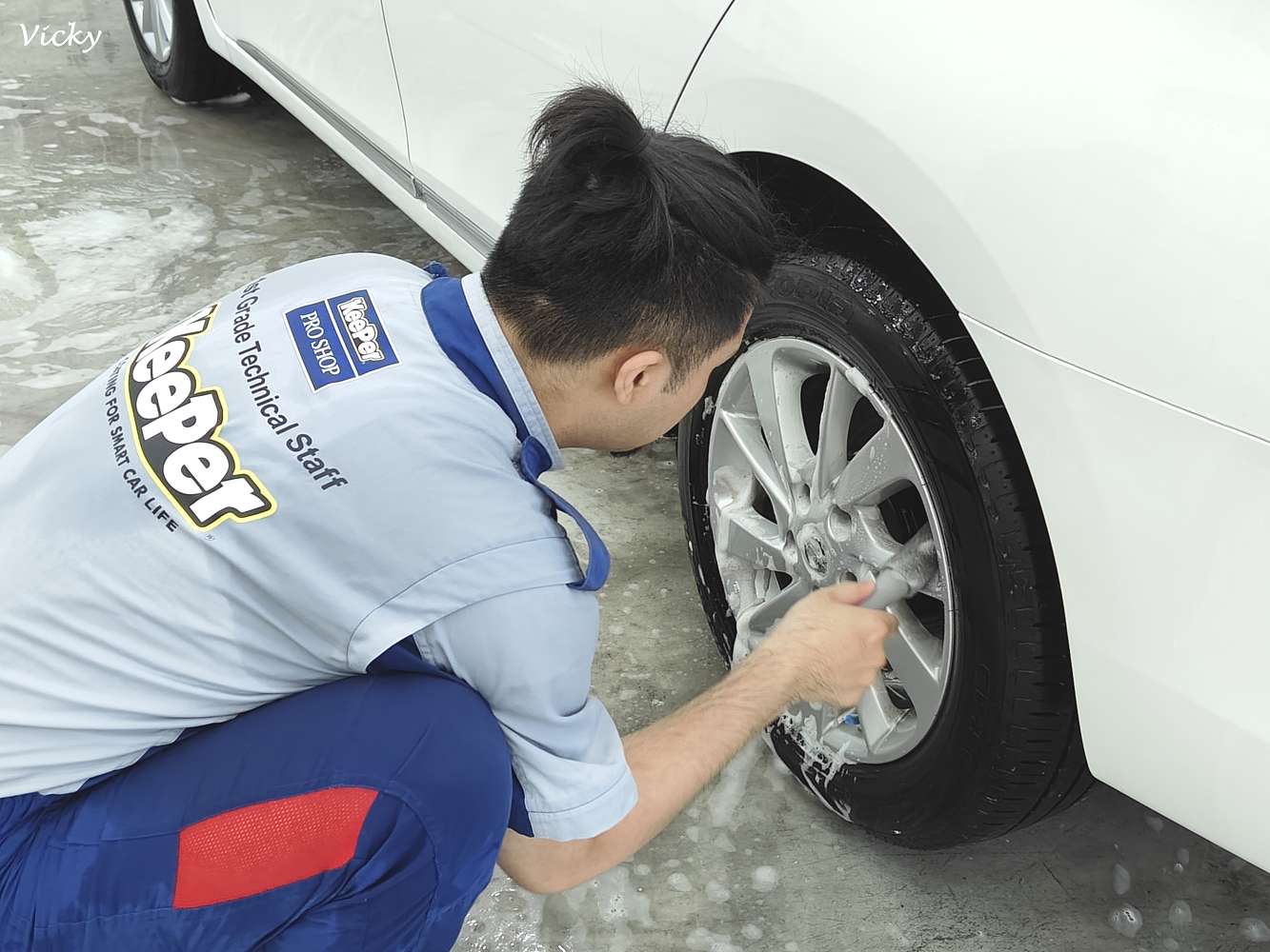 KeePer Pro Shop 汽車鍍膜初體驗！老車也能閃亮如新！從灰姑娘變公主的汽車鍍膜心得分享