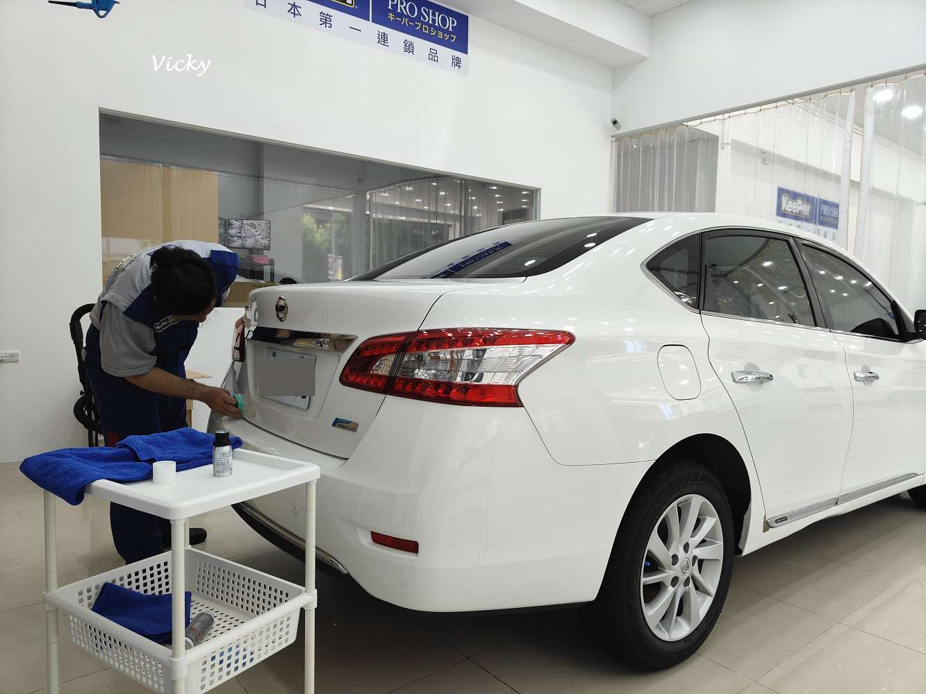 KeePer Pro Shop 汽車鍍膜初體驗！老車也能閃亮如新！從灰姑娘變公主的汽車鍍膜心得分享