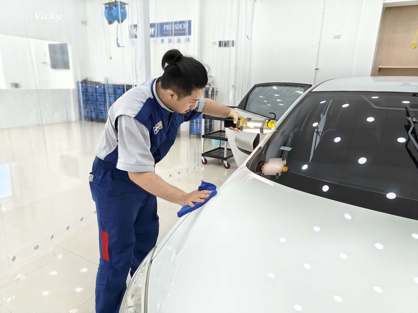 KeePer Pro Shop 汽車鍍膜初體驗！老車也能閃亮如新！從灰姑娘變公主的汽車鍍膜心得分享