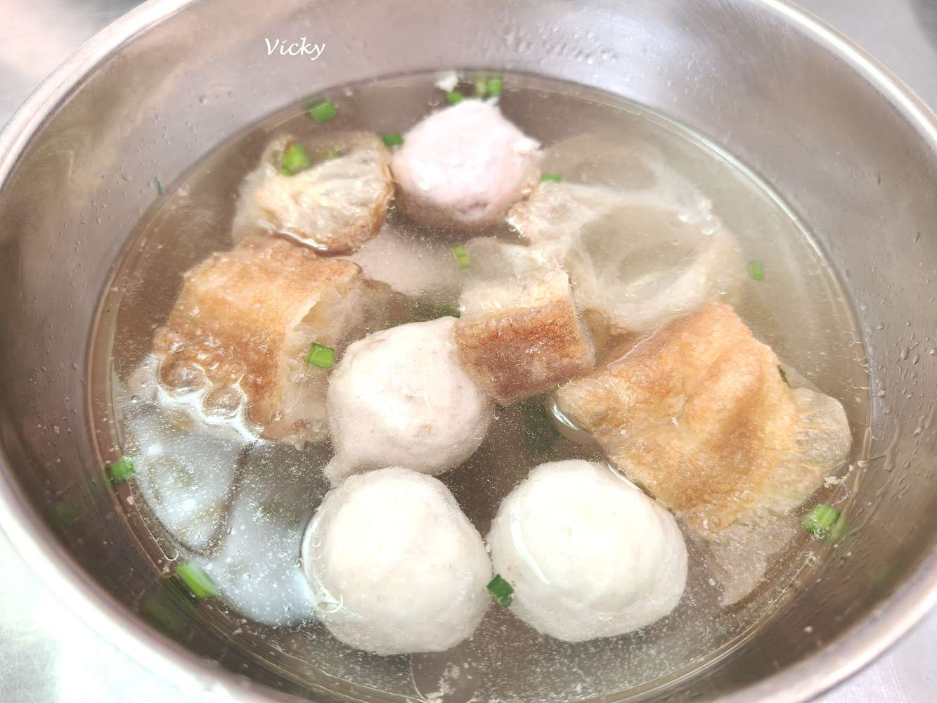 台南小吃推薦｜下大道蘭米糕：老字號古早味小吃，米其林必比登推薦的平價美味，100元有找就能飽餐一頓！附菜單