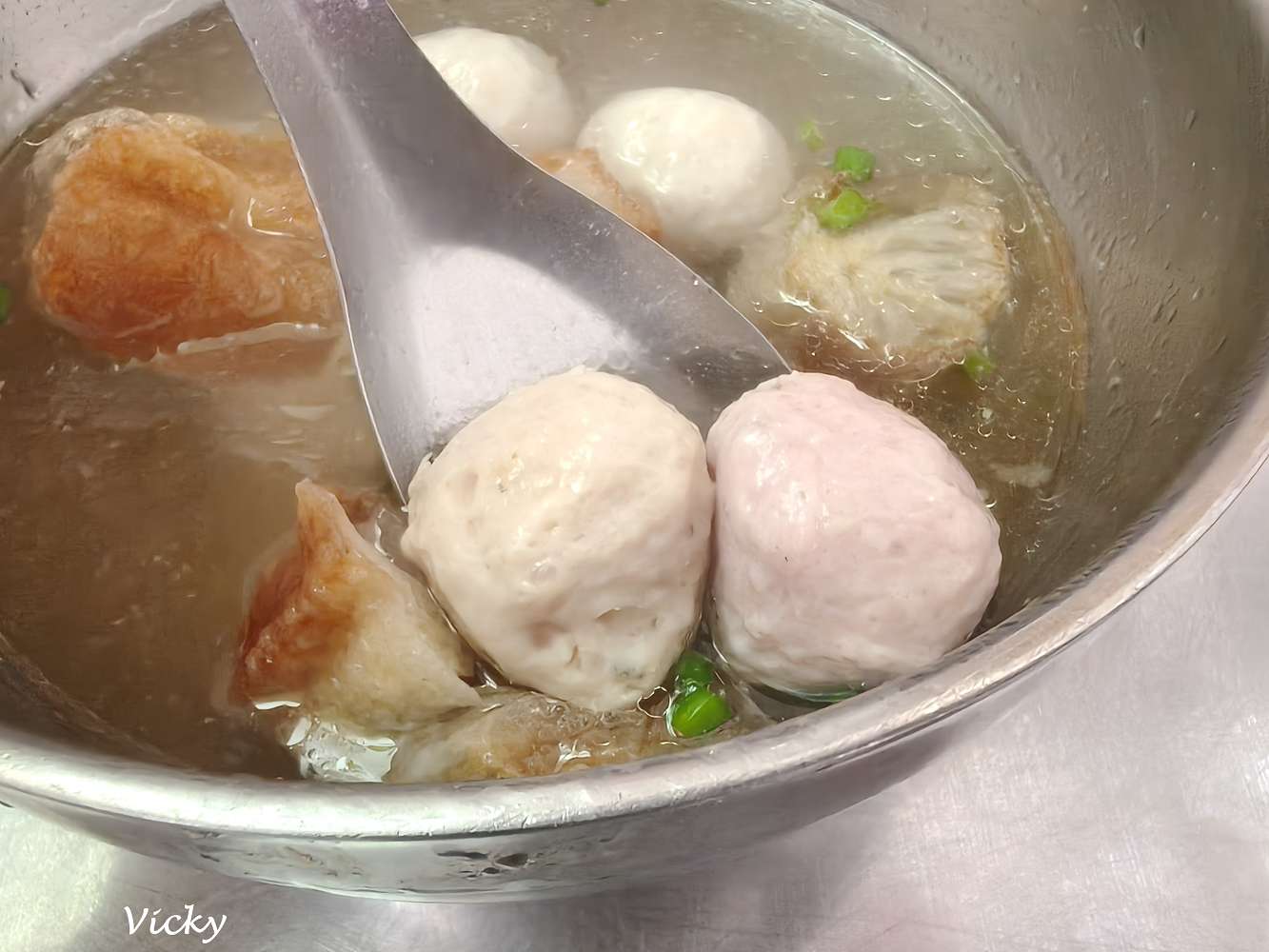 台南小吃推薦｜下大道蘭米糕：老字號古早味小吃，米其林必比登推薦的平價美味，100元有找就能飽餐一頓！附菜單