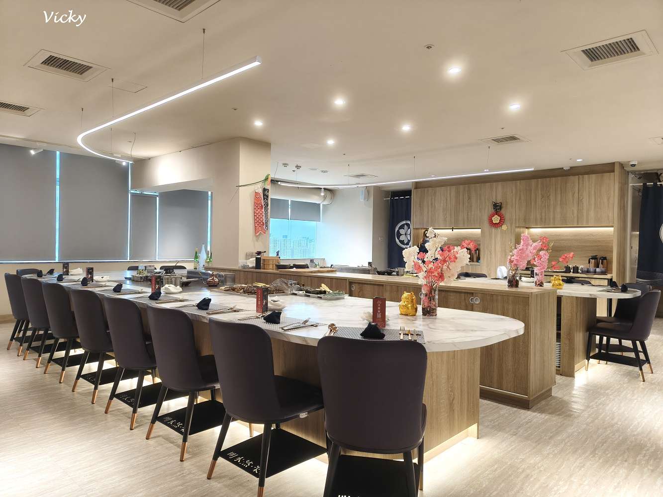 台南鐵板燒推薦｜明水然・樂 台南中山店：14道無菜單鐵板料理，每一道都是驚喜！Google 4.7星高評價！情侶約會、家庭聚餐，朋友慶生都合適