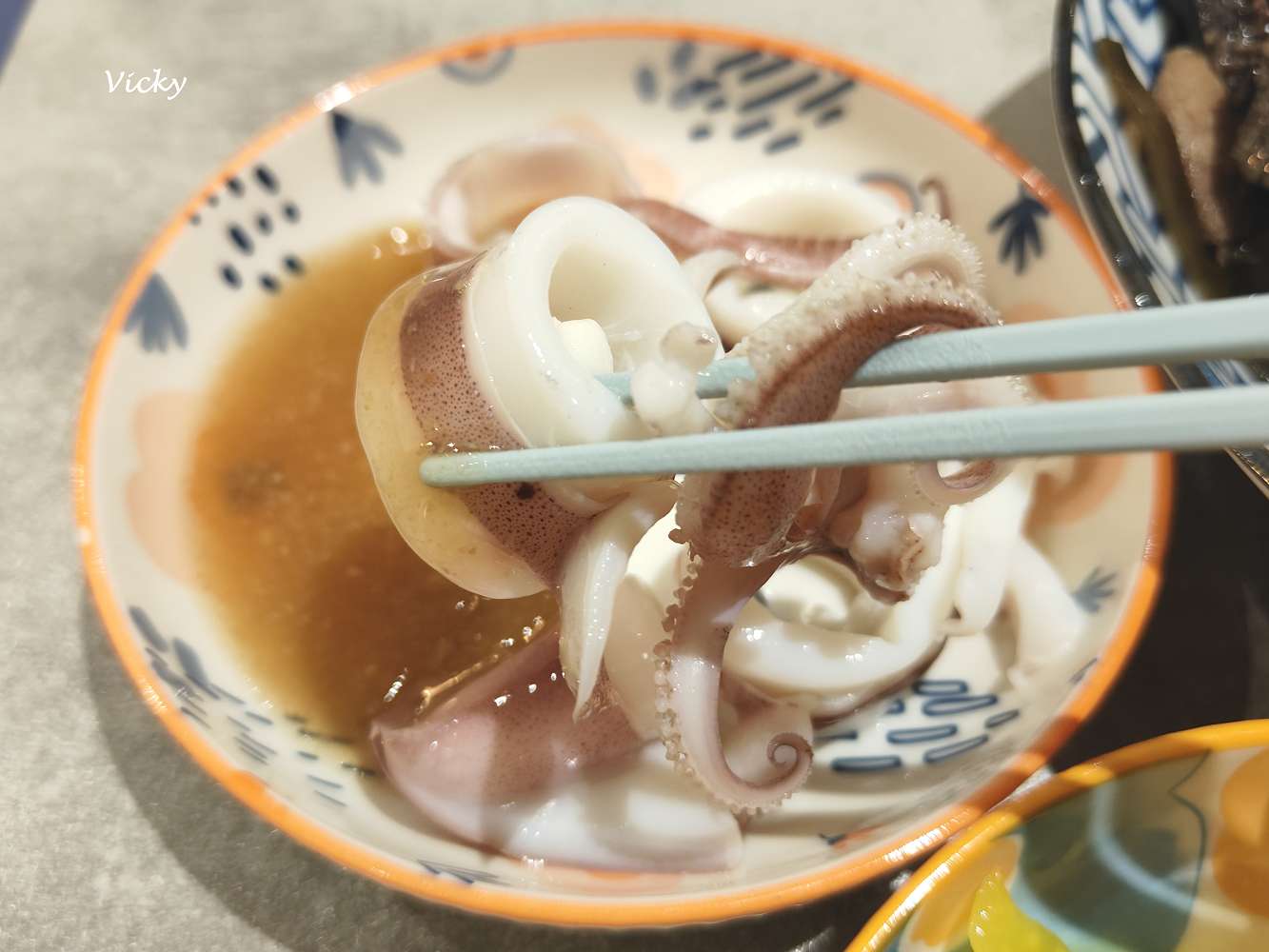 台南東區麵店推薦︱李麵作 汕頭麵．滷味：乾淨又平價、有冷氣吹的銅板美食！滷味、小菜選擇多，水餃、麵食都不踩雷！