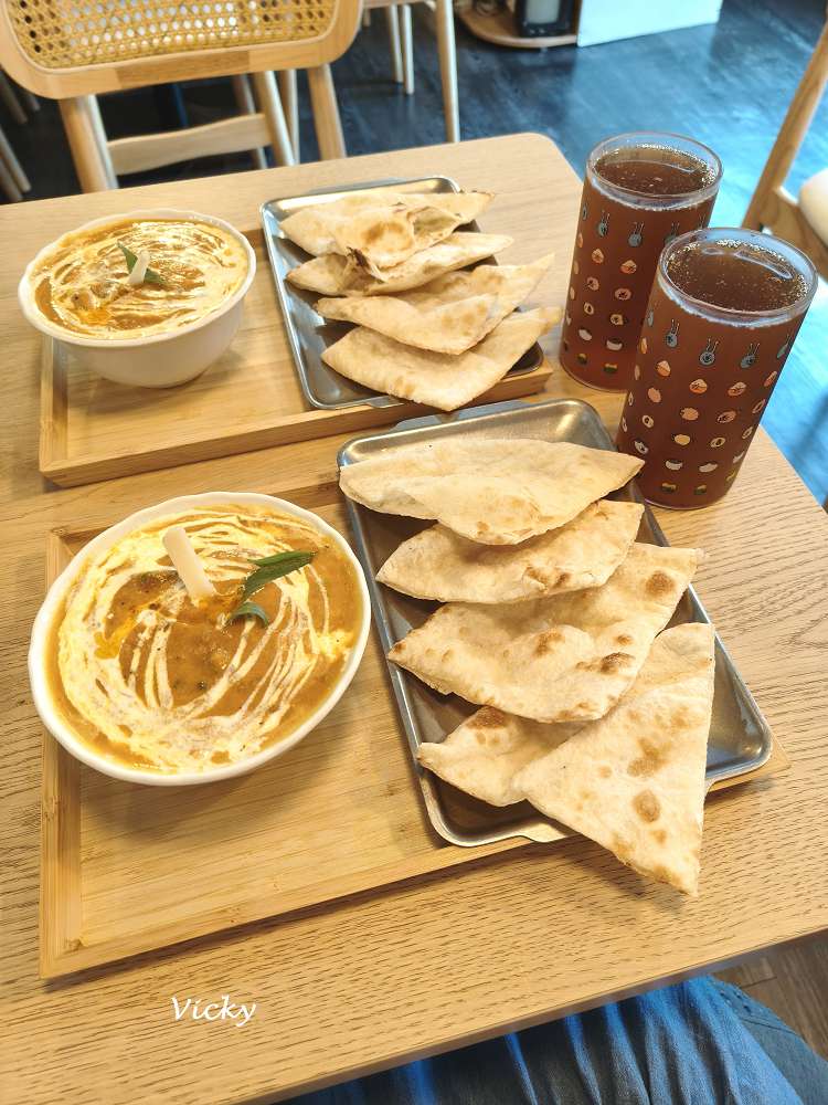 台南東區美食︱初到咖哩：育樂街隱藏版美味咖哩，鹹辣風味讓人一試成主顧，附菜單