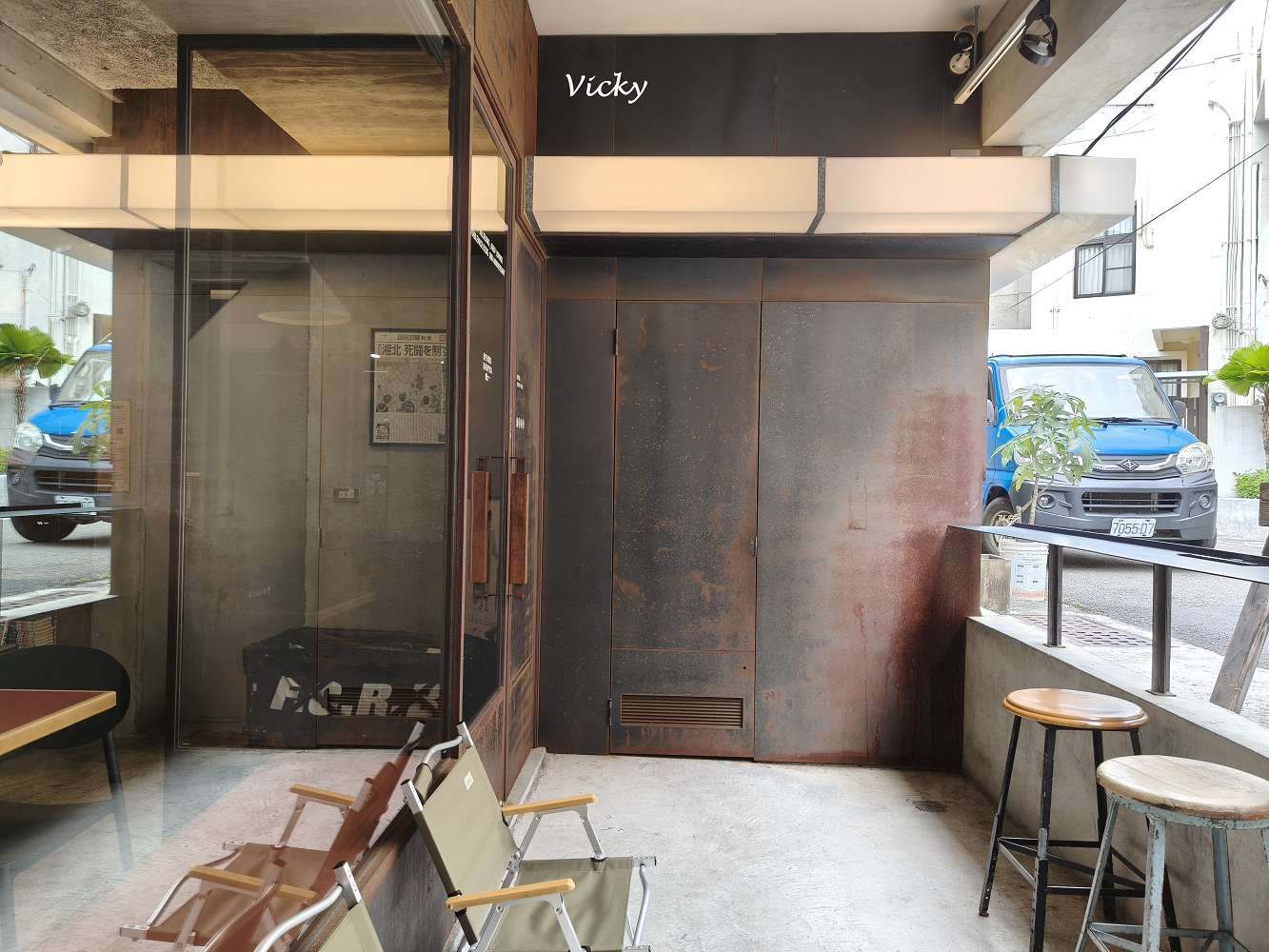 台南巷弄散步｜南寧街 83 巷散策：咖啡館、藝術與文具手帳選物店攻略，煉物金工工作室、StableNice BLDG、 原印臺南、什物