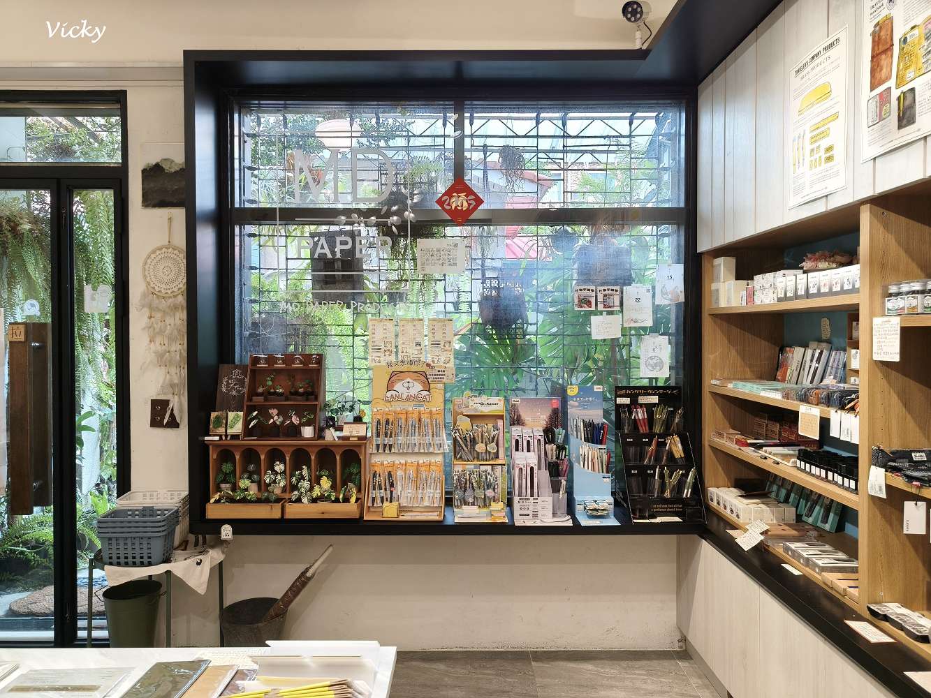 台南文青小店推薦：什物 Shiwu Studio 文具手帳選物店，走進南寧街83巷的溫暖角落