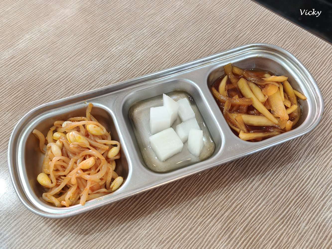 台南復興國中附近美食｜臺灣歐巴 東區裕文店：暖心泡菜鍋只要 $150！台南平價鍋物，附菜單