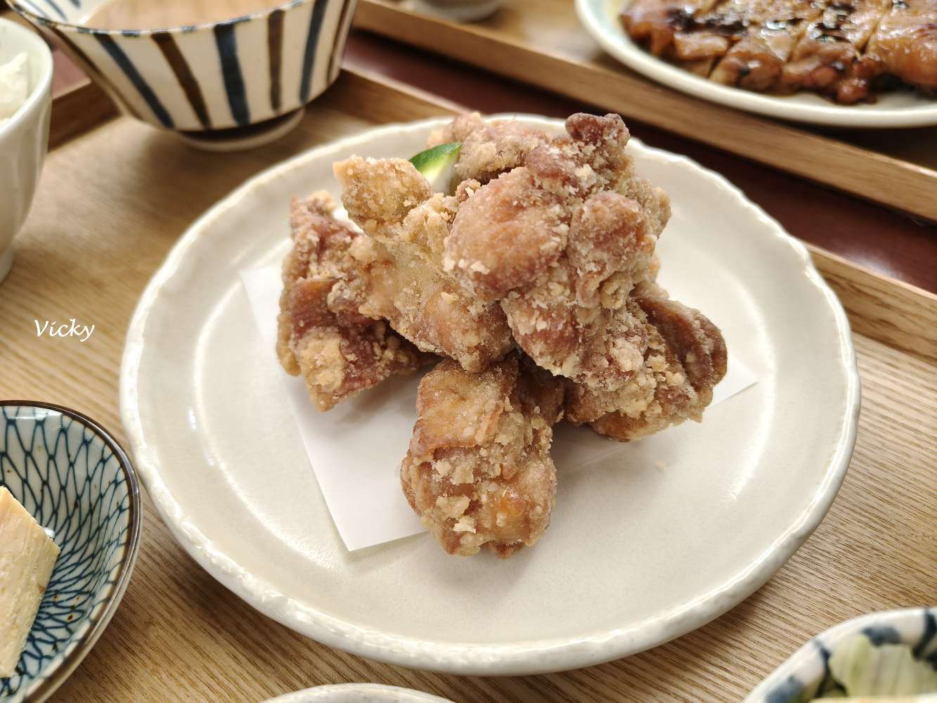 台南成大附近美食推薦 ｜小碗和食：巷弄裡的人氣豐富料理，包含飲料共8道，附菜單