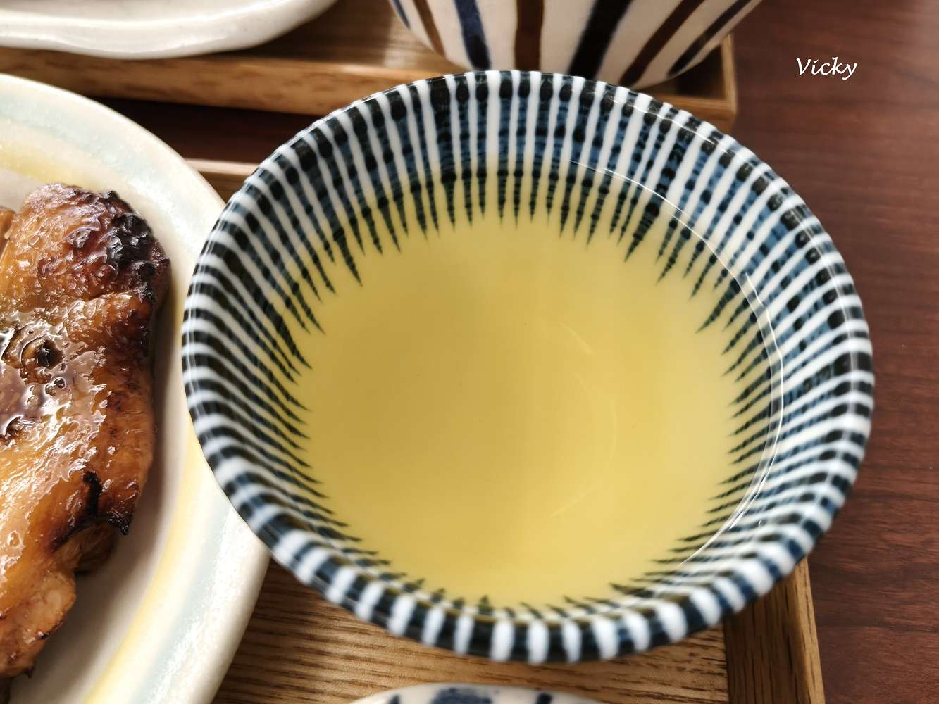 台南成大附近美食推薦 ｜小碗和食：巷弄裡的人氣豐富料理，包含飲料共8道，附菜單