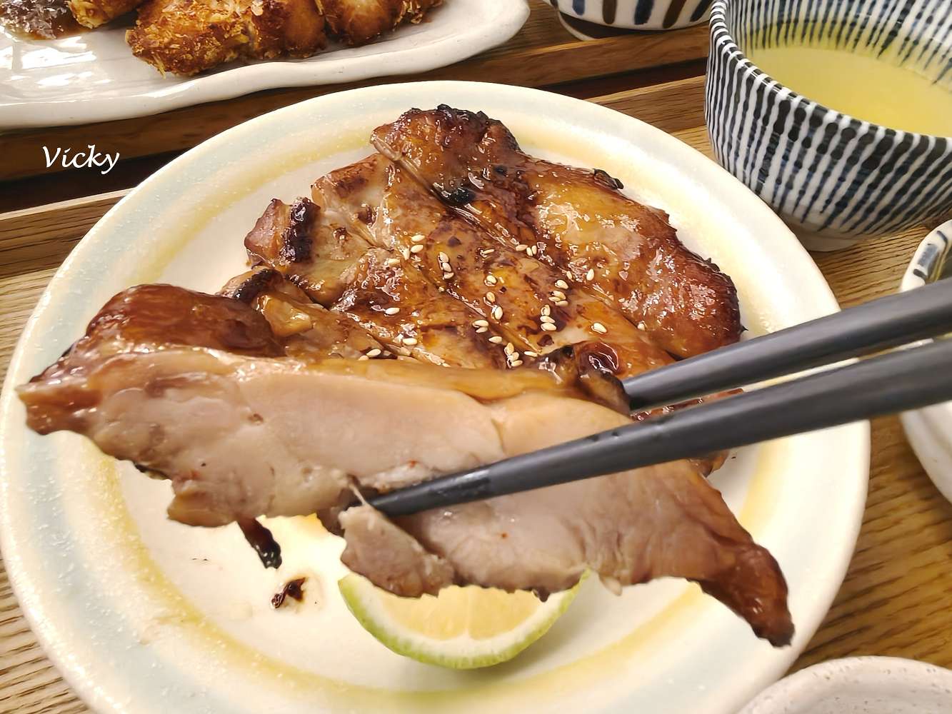 台南成大附近美食推薦 ｜小碗和食：巷弄裡的人氣豐富料理，包含飲料共8道，附菜單