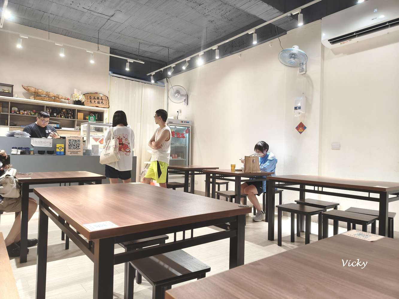 台南大學周邊美食|富發麵食:麵飯兼具、冷氣舒適,附菜單 台南大學周邊美食|富發麵食:麵飯兼具、冷氣舒適,附菜單