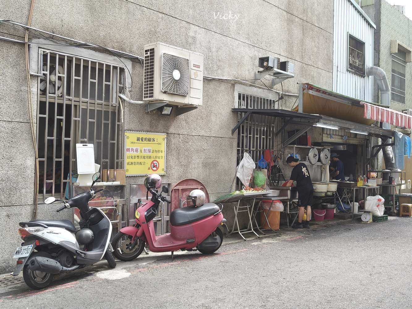 台南東區美食|裕農路上的唐家泡菜館:人氣爆棚的泡菜鍋燒、炒飯、海鮮湯品全制霸!附菜單 台南東區美食|裕農路上的唐家泡菜館:人氣爆棚的泡菜鍋燒、炒飯、海鮮湯品全制霸!附菜單