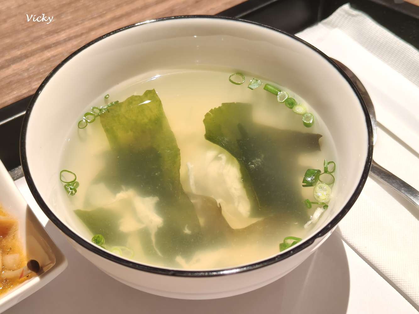 台南美食︱701嶼 多元餐飲新地圖：成大巷弄必吃「野生海魚」套餐，內附菜單！